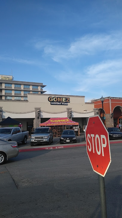 Gomez Western Wear La Gran Plaza, Fort Worth
