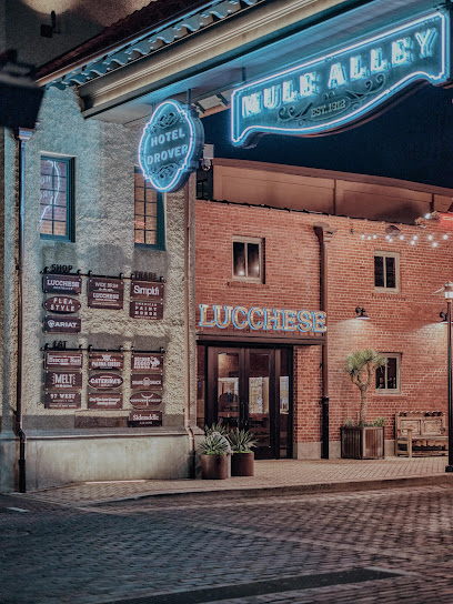 Lucchese Bootmaker, Fort Worth