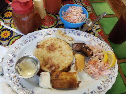 Torito Pupuseria, Fort Worth