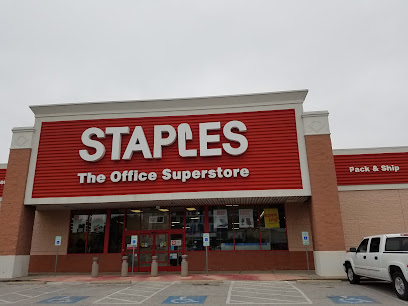 Staples, Fort Worth