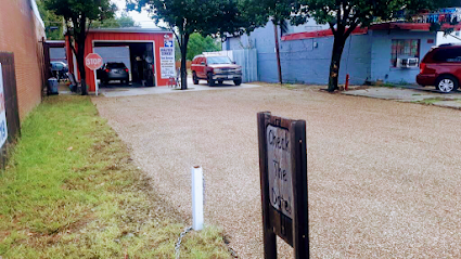 The Analyzer Express, Official State Inspection Station, Fort Worth