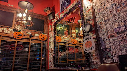 The Mad Hatter Neighborhood Pub - Fort Worth