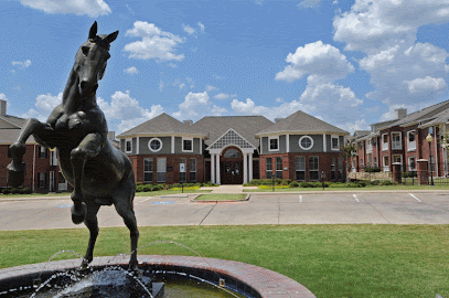 Sunset Pointe Apartments